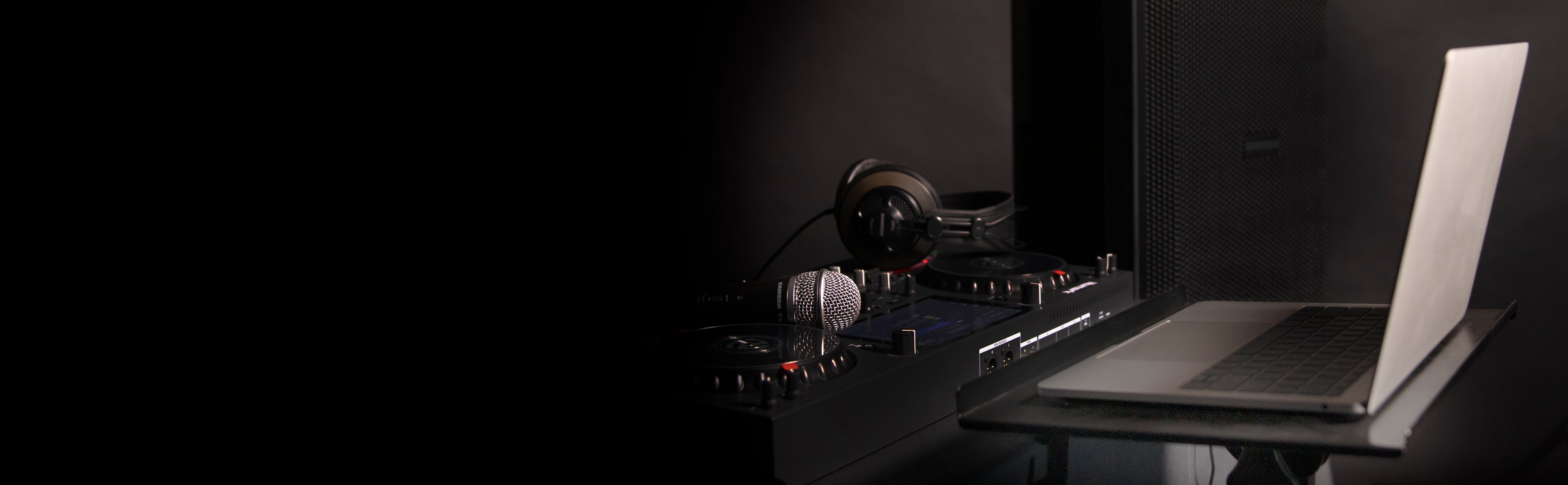 Laptop Stands - HEADER